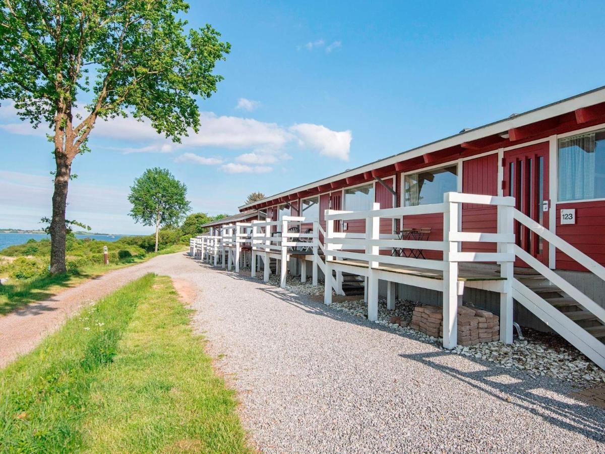 6 Person Holiday Home In เออเบินโค ภายนอก รูปภาพ