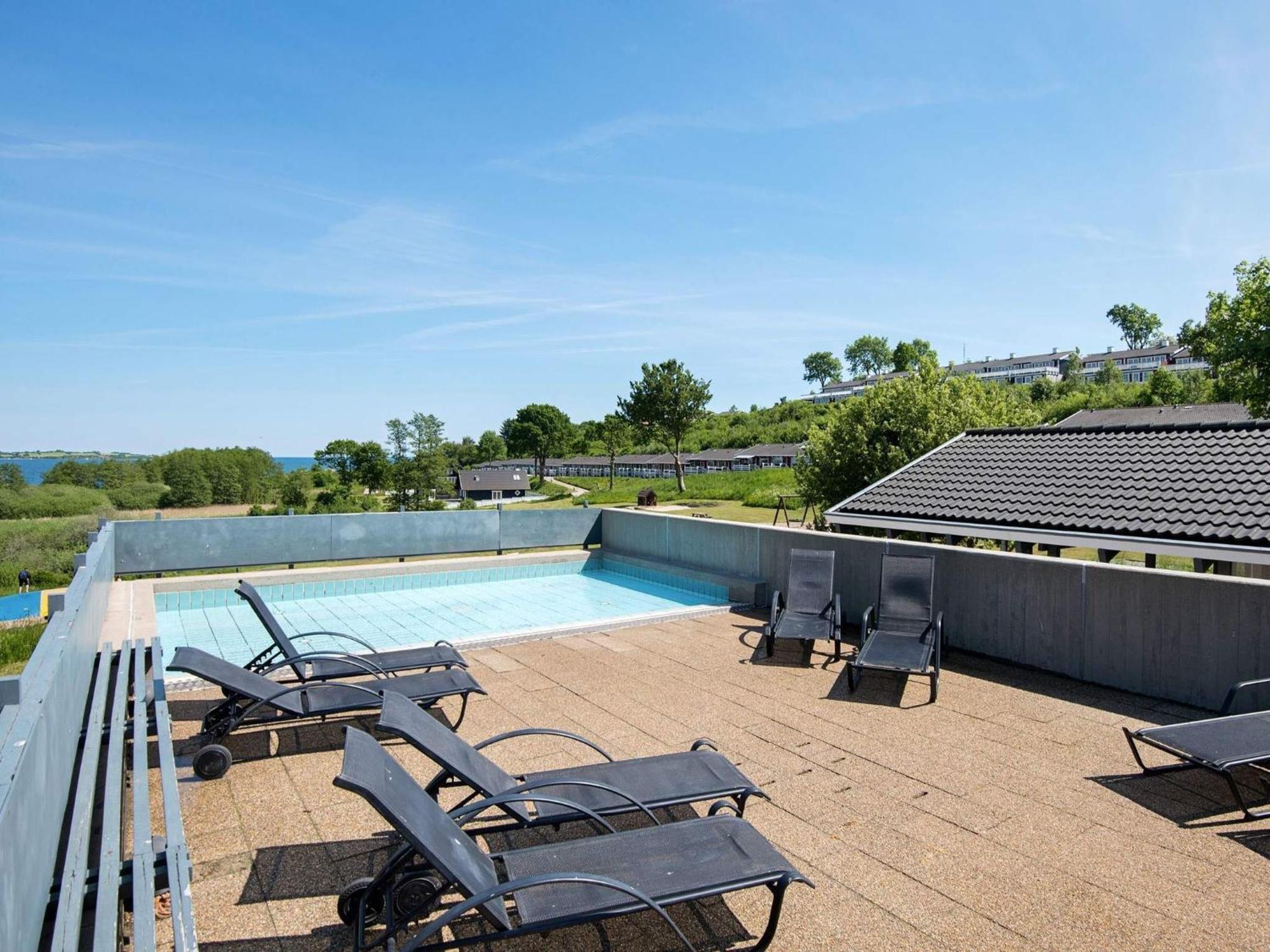 6 Person Holiday Home In เออเบินโค ภายนอก รูปภาพ